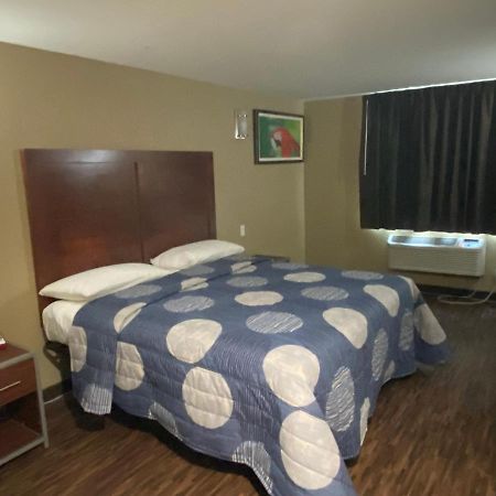 Hotel Jamaica Plaza ニューヨーク エクステリア 写真