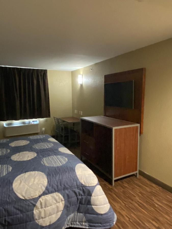 Hotel Jamaica Plaza ニューヨーク エクステリア 写真