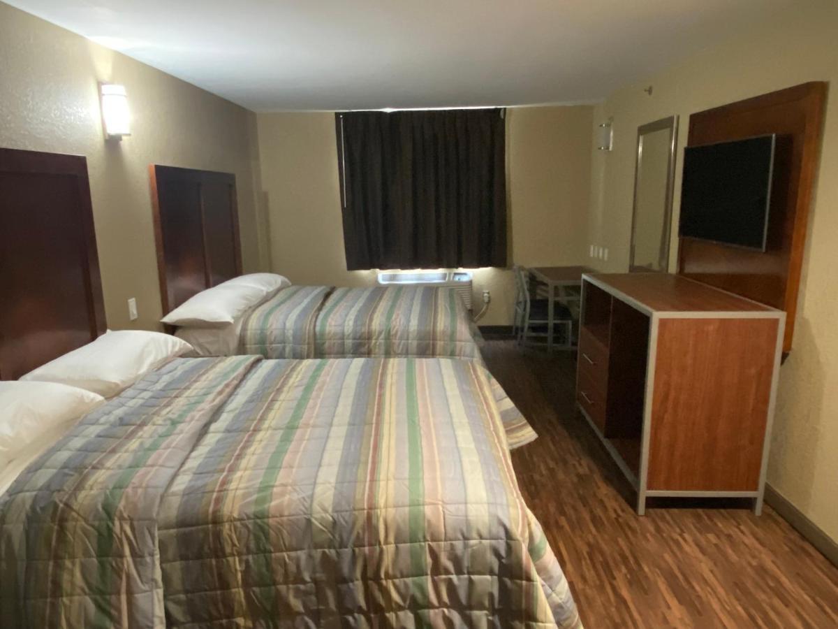 Hotel Jamaica Plaza ニューヨーク エクステリア 写真